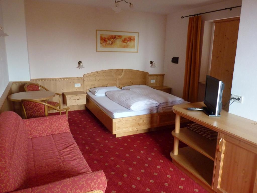 Hotel B & B Gurterhof 3*